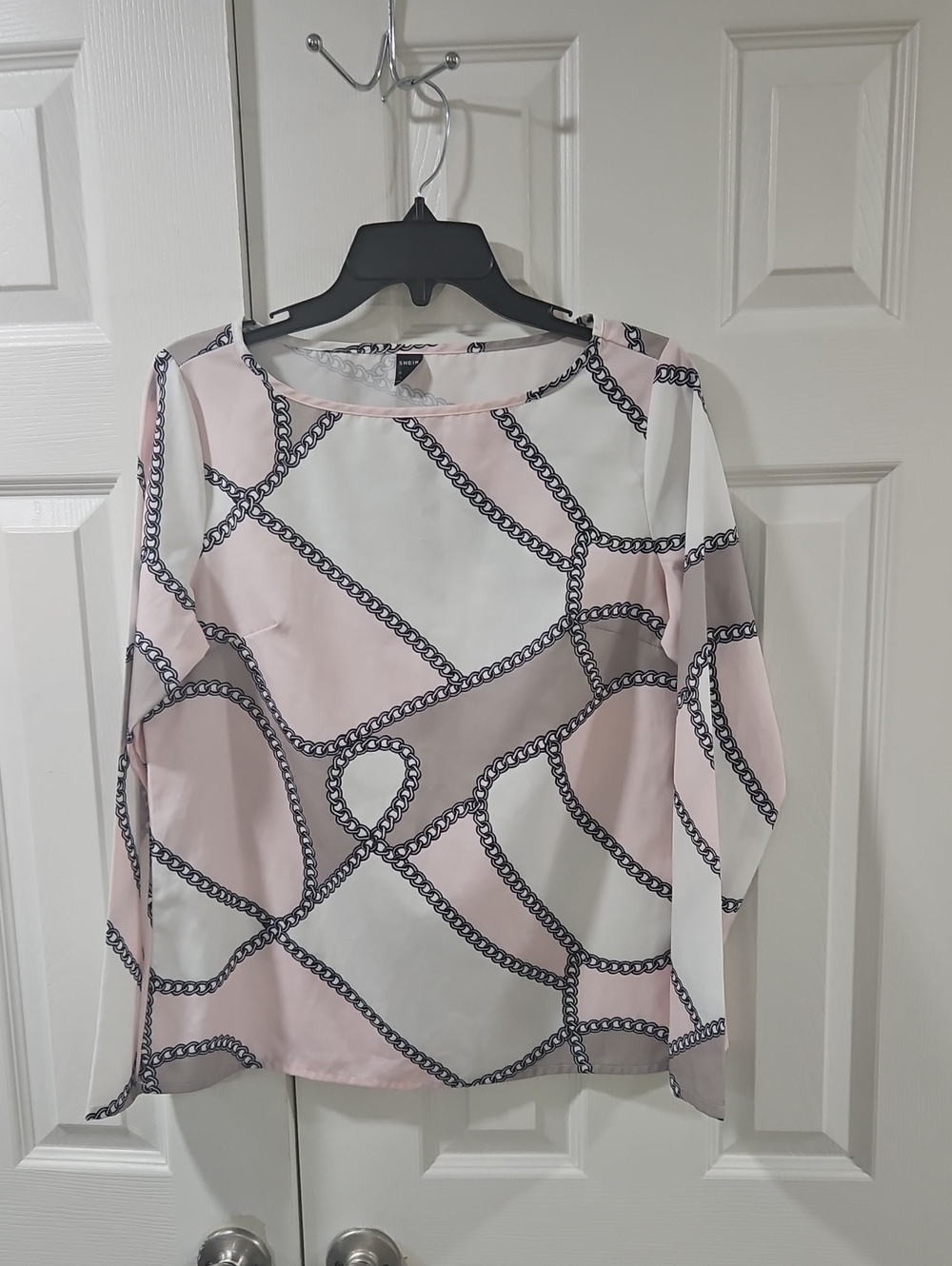 SHEIN Pink & White Chain-Print Long Sleeve Blouse
